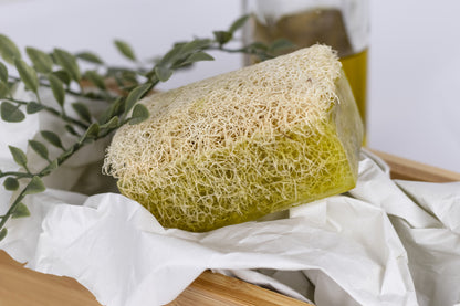 Luffa-Seife mit Olivenöl